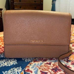 Michael Kors Daniela Large Saffiano Leather Bag